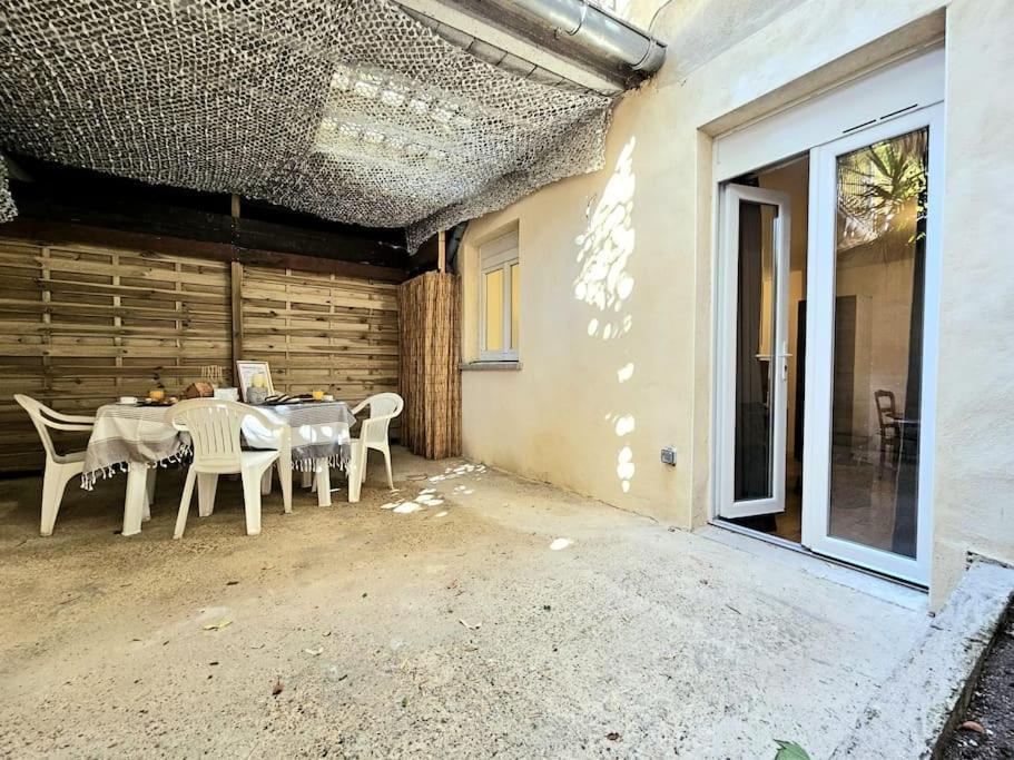 La Patio - Coeur De Ville - Clim Nîmes Esterno foto